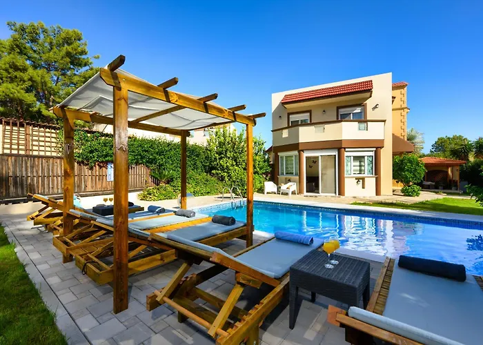 Villa Evmar *